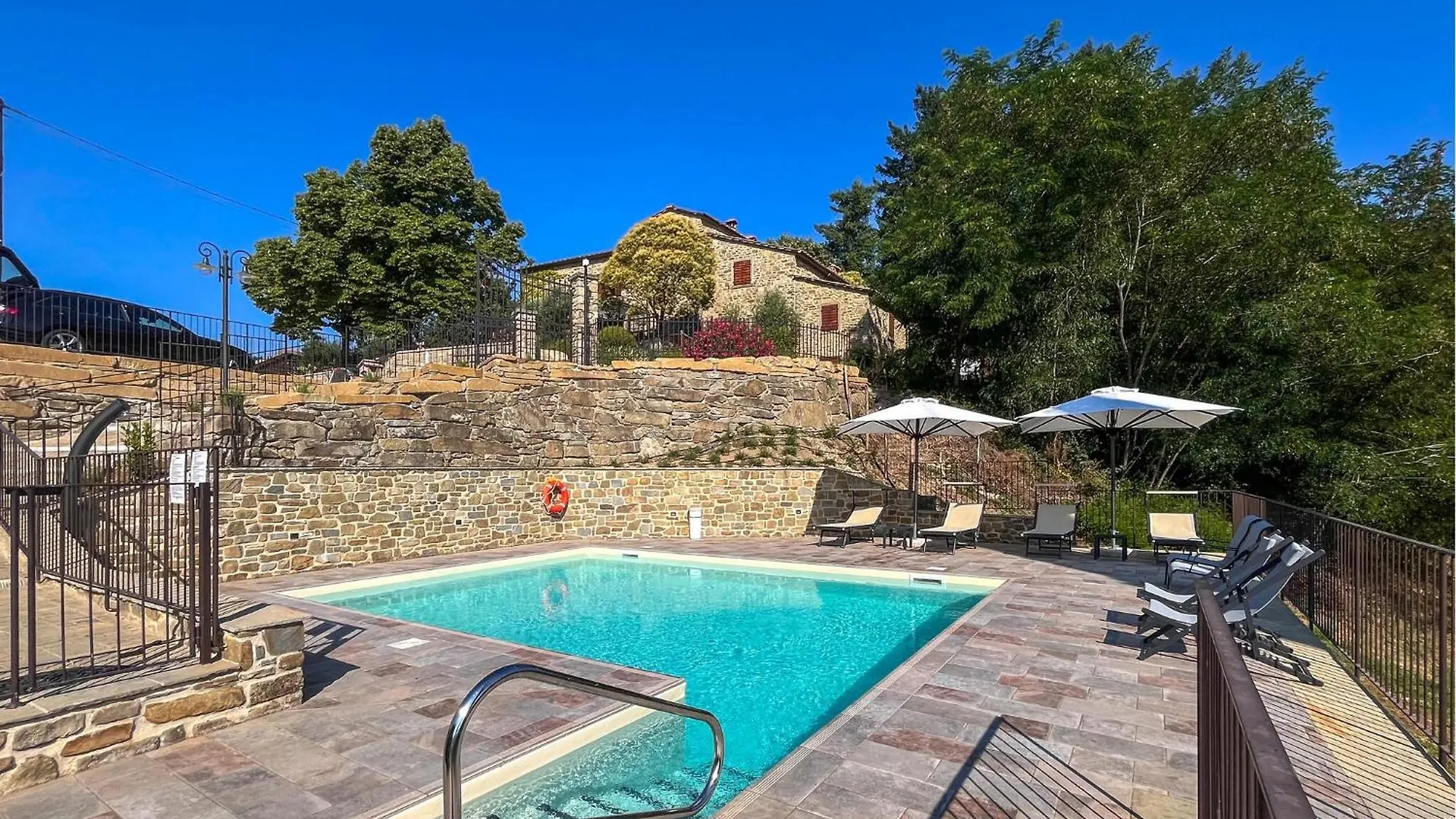 2 Bedroom Gorgeous Apartment In Castel Focognano 0*,